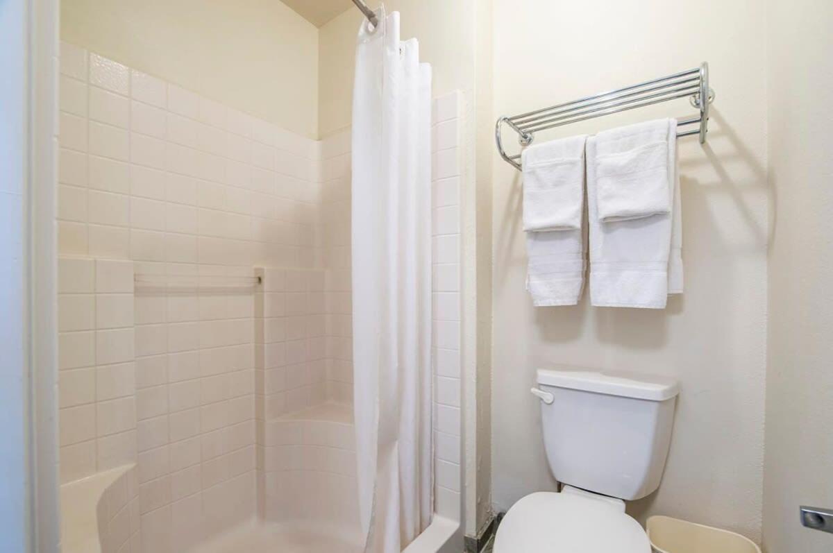 Sierra Vista Studio Apartment With Full Kitchen And King Bed エクステリア 写真
