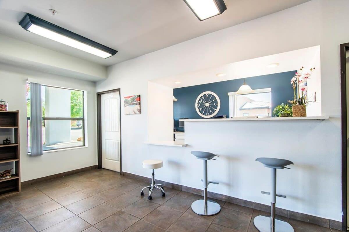 Sierra Vista Studio Apartment With Full Kitchen And King Bed エクステリア 写真