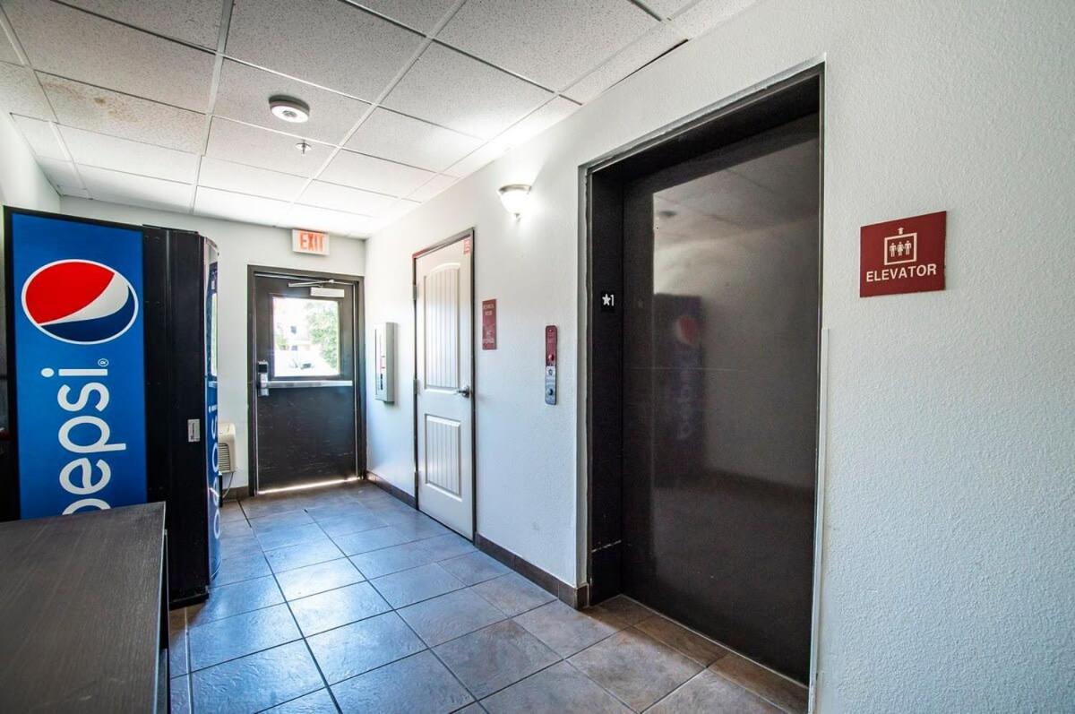 Sierra Vista Studio Apartment With Full Kitchen And King Bed エクステリア 写真